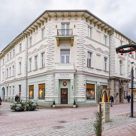 Old Town Apartment Parnu Bagian luar foto